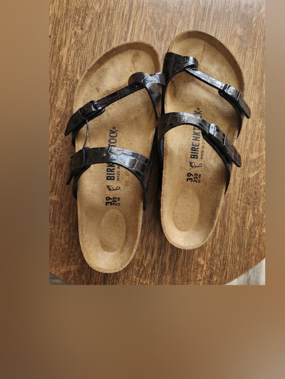 Birkenstock Women’s Size 39eu Size 8-8.5 Black Patent Mayari Birko Flor Sandals
